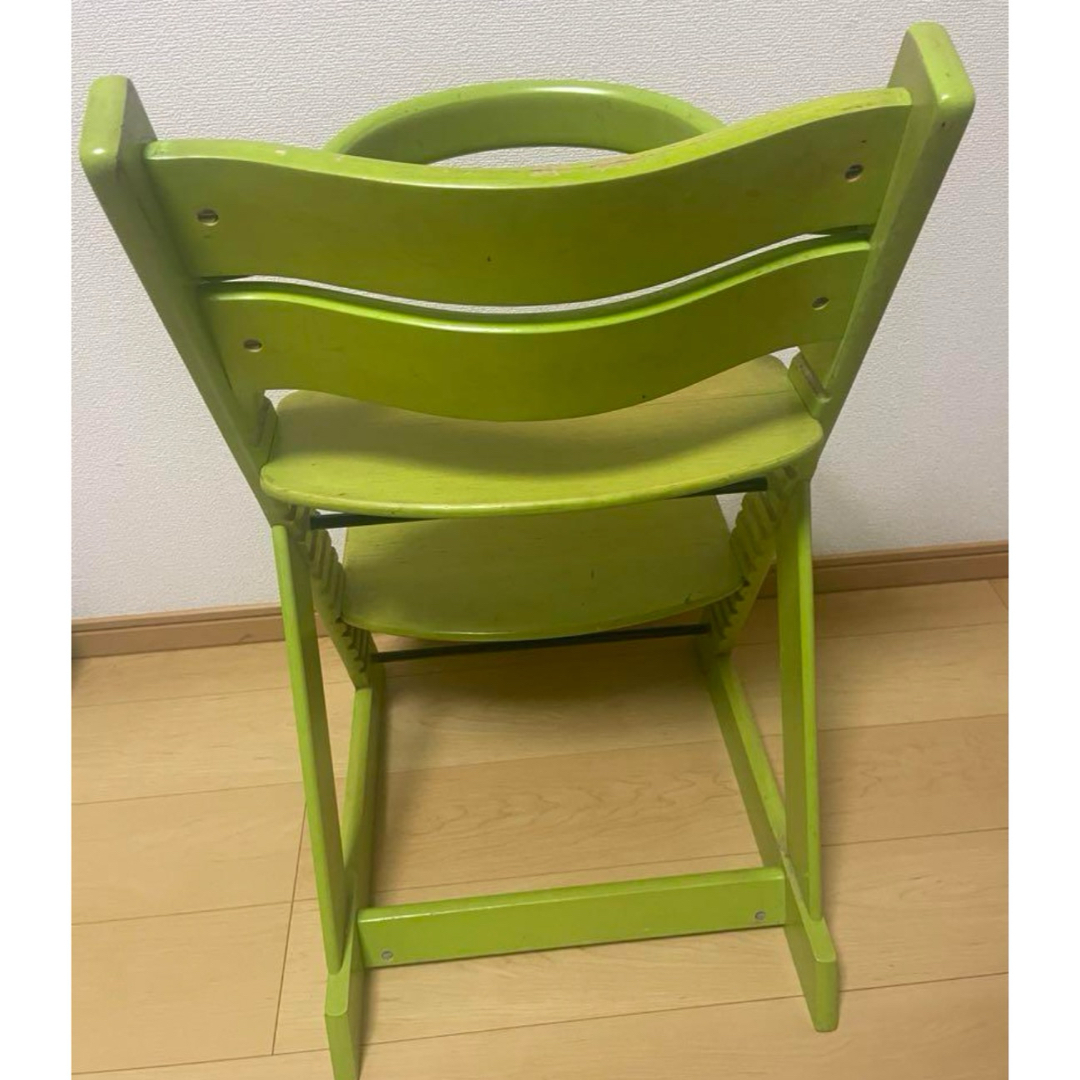 Magical baby chairトリップトラップ　ベビーチェア　グリーン キッズ/ベビー/マタニティの寝具/家具(その他)の商品写真