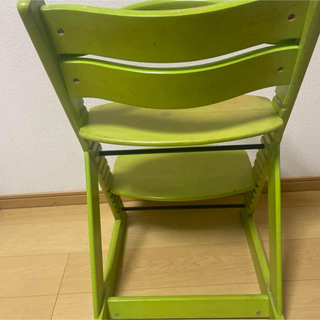 Magical baby chairトリップトラップ　ベビーチェア　グリーン キッズ/ベビー/マタニティの寝具/家具(その他)の商品写真