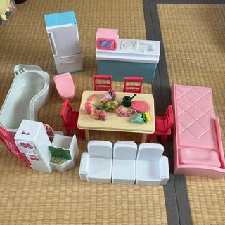 タカラトミー(Takara Tomy)のリカちゃんハウス　家具　ドア　トイレ　バス　キッチン(ぬいぐるみ/人形)