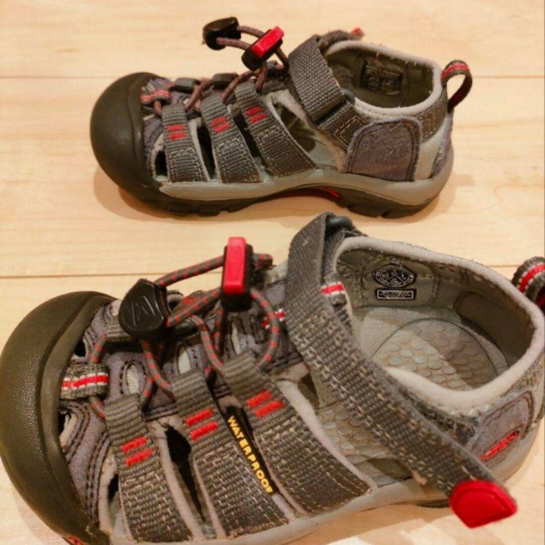 KEEN(キーン)のKEEN　キーン　サンダル　夏　16cm キッズ/ベビー/マタニティのキッズ靴/シューズ(15cm~)(サンダル)の商品写真