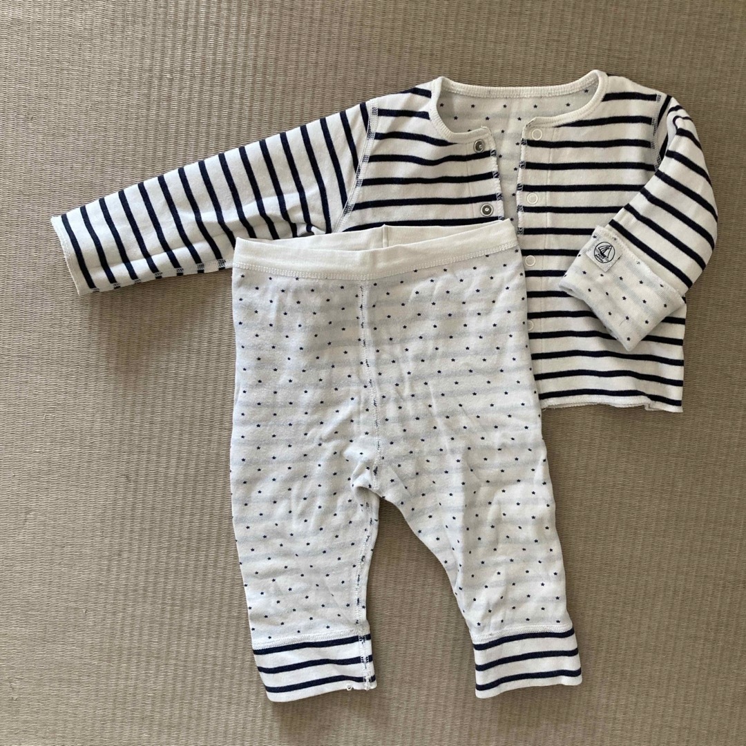 PETIT BATEAU(プチバトー)のリバーシブルセット キッズ/ベビー/マタニティのベビー服(~85cm)(カーディガン/ボレロ)の商品写真