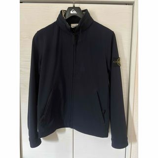 ストーンアイランド(STONE ISLAND)の美品　ストーンアイランド　STONEISLAND ライトソフトシェル　ジャケット(ナイロンジャケット)