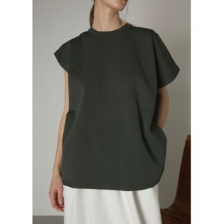 リムアーク(RIM.ARK)の【RIM.ARK】Asymmetry knit tops(カットソー(半袖/袖なし))