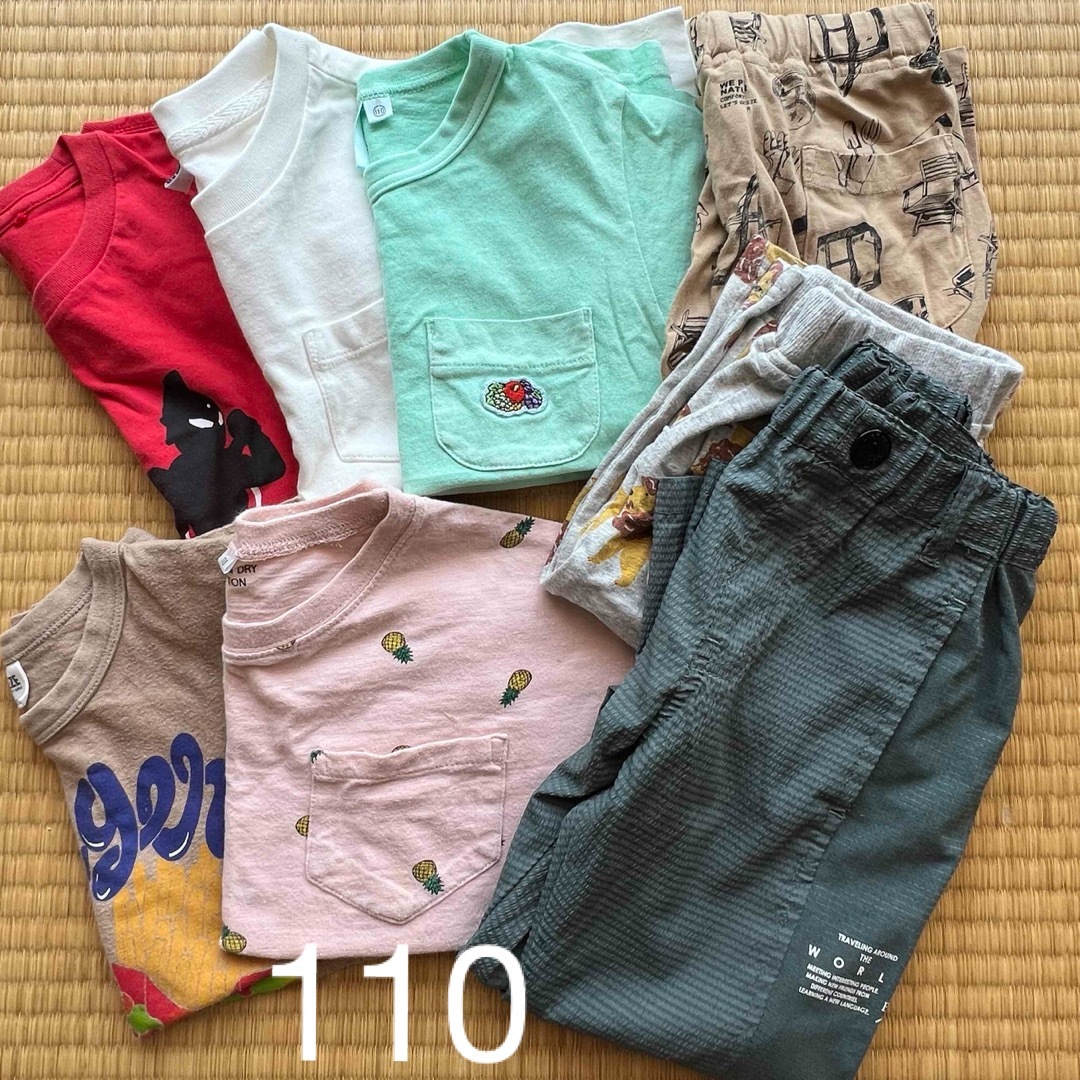 UNIQLO(ユニクロ)の110セット キッズ/ベビー/マタニティのキッズ服男の子用(90cm~)(Tシャツ/カットソー)の商品写真