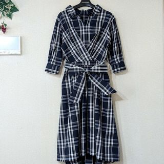 ノエラ(Noela)の美品♡Noela♡シャツワンピース 23区 自由区 ストロベリートゥービーシック(ひざ丈ワンピース)