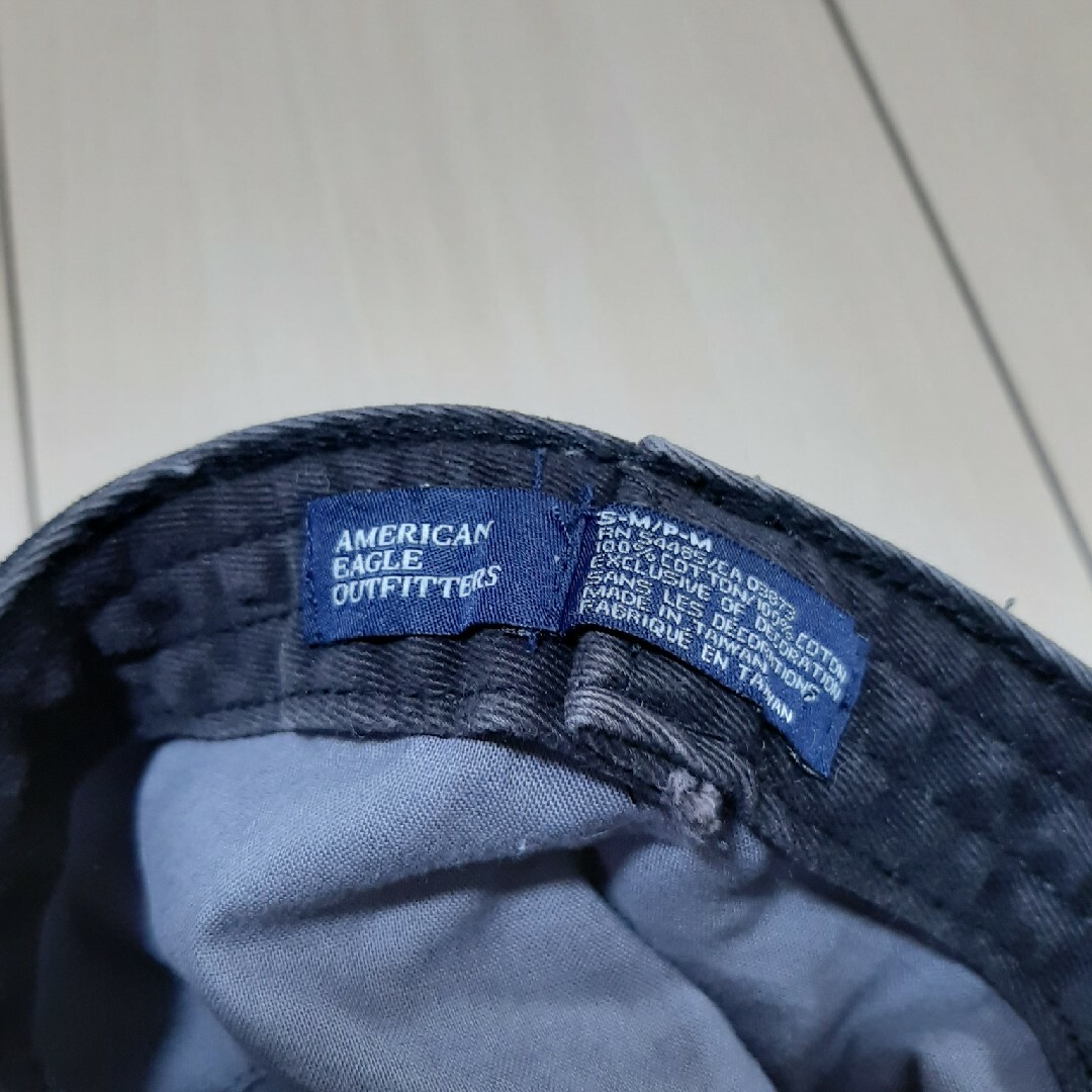 American Eagle(アメリカンイーグル)のアメリカンイーグル　ワークキャップ　ダメージ加工　黒　ブラック メンズの帽子(キャップ)の商品写真