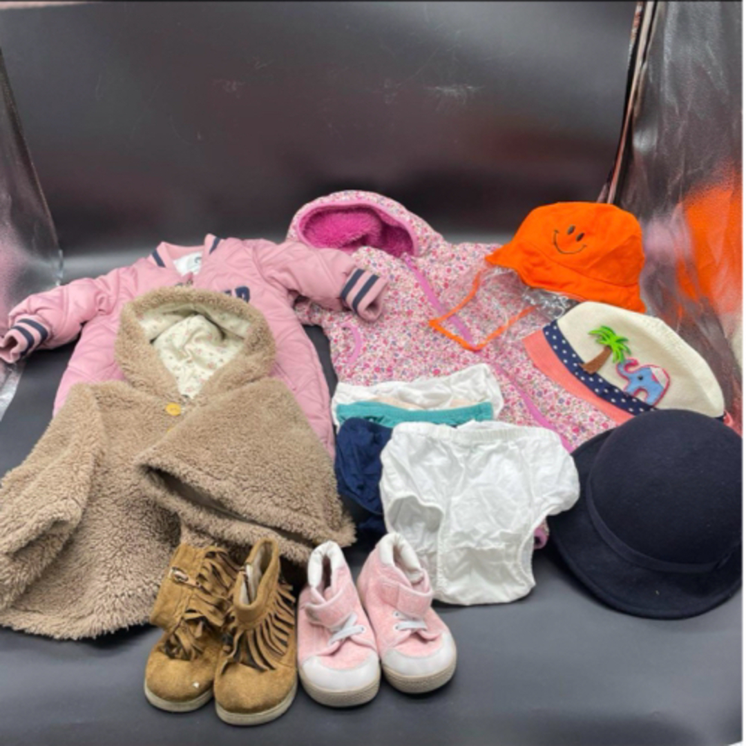 babyGAP(ベビーギャップ)のベビー服他　女の子　ミキハウス　GAPなど　70-95サイズ　55点 キッズ/ベビー/マタニティのベビー服(~85cm)(Ｔシャツ)の商品写真