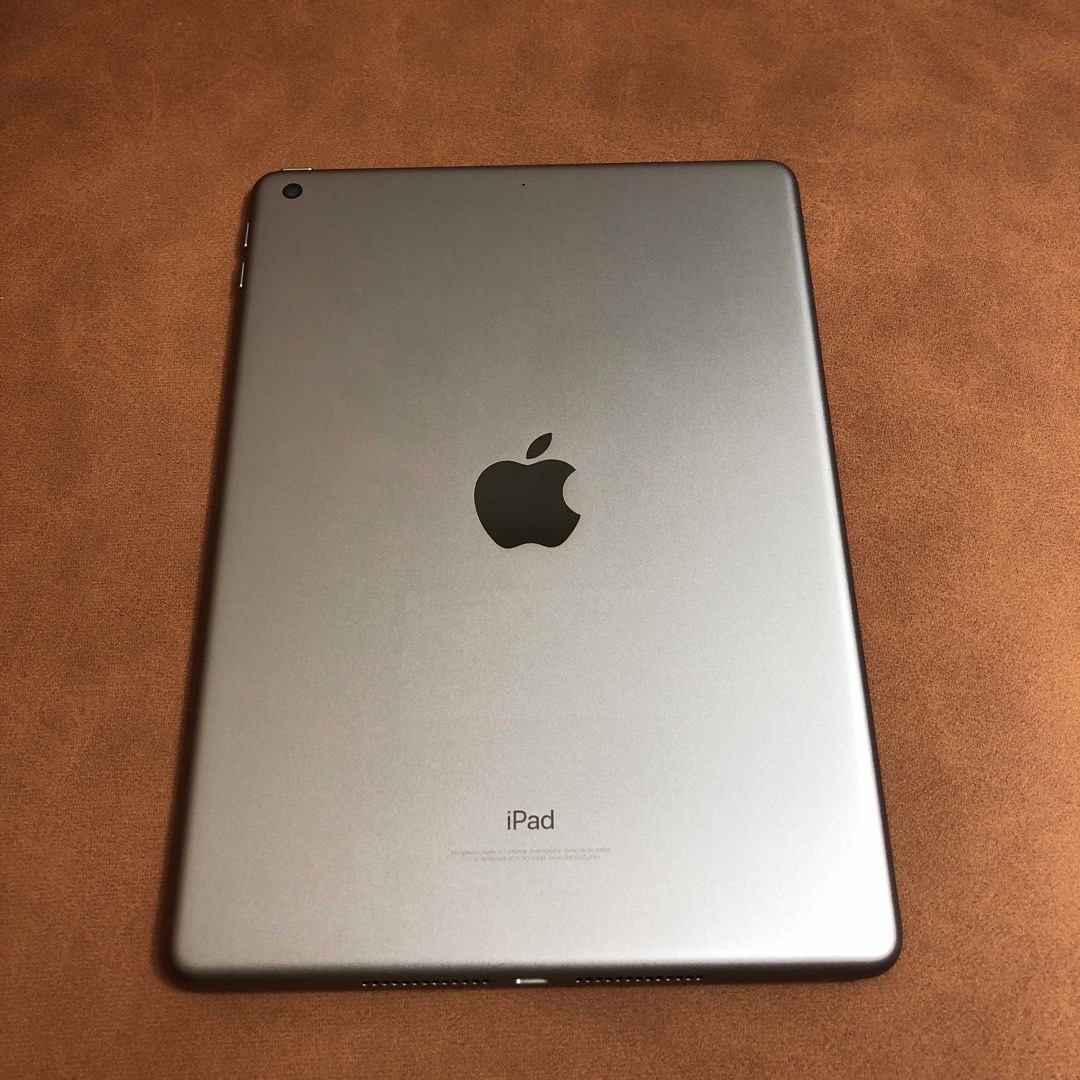 iPad(アイパッド)の7351 美品 電池最良好 iPad6 第6世代 32GB WIFIモデル スマホ/家電/カメラのPC/タブレット(タブレット)の商品写真