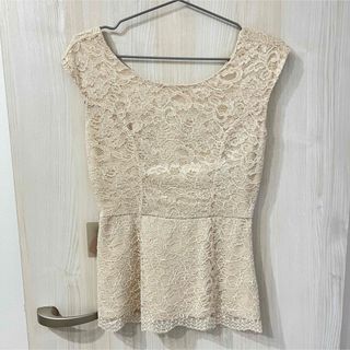 FOREVER 21 - 【新品】forever21 トップス　レース　S