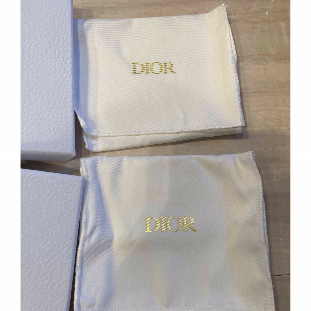 Dior(ディオール)のDior 空箱　保存袋付き　2個セット レディースのバッグ(ショップ袋)の商品写真