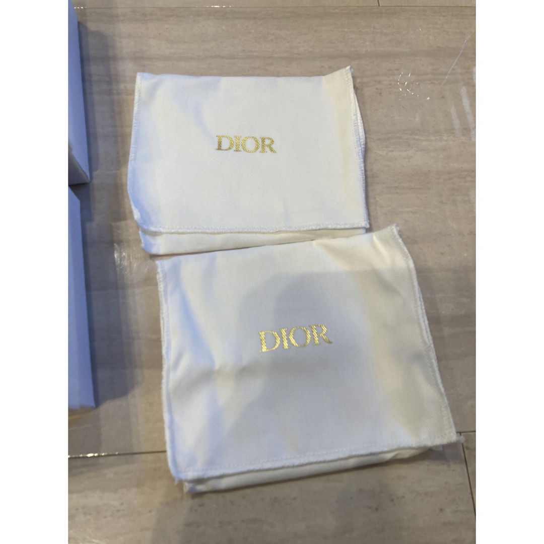 Dior(ディオール)のDior 空箱　保存袋付き　2個セット レディースのバッグ(ショップ袋)の商品写真