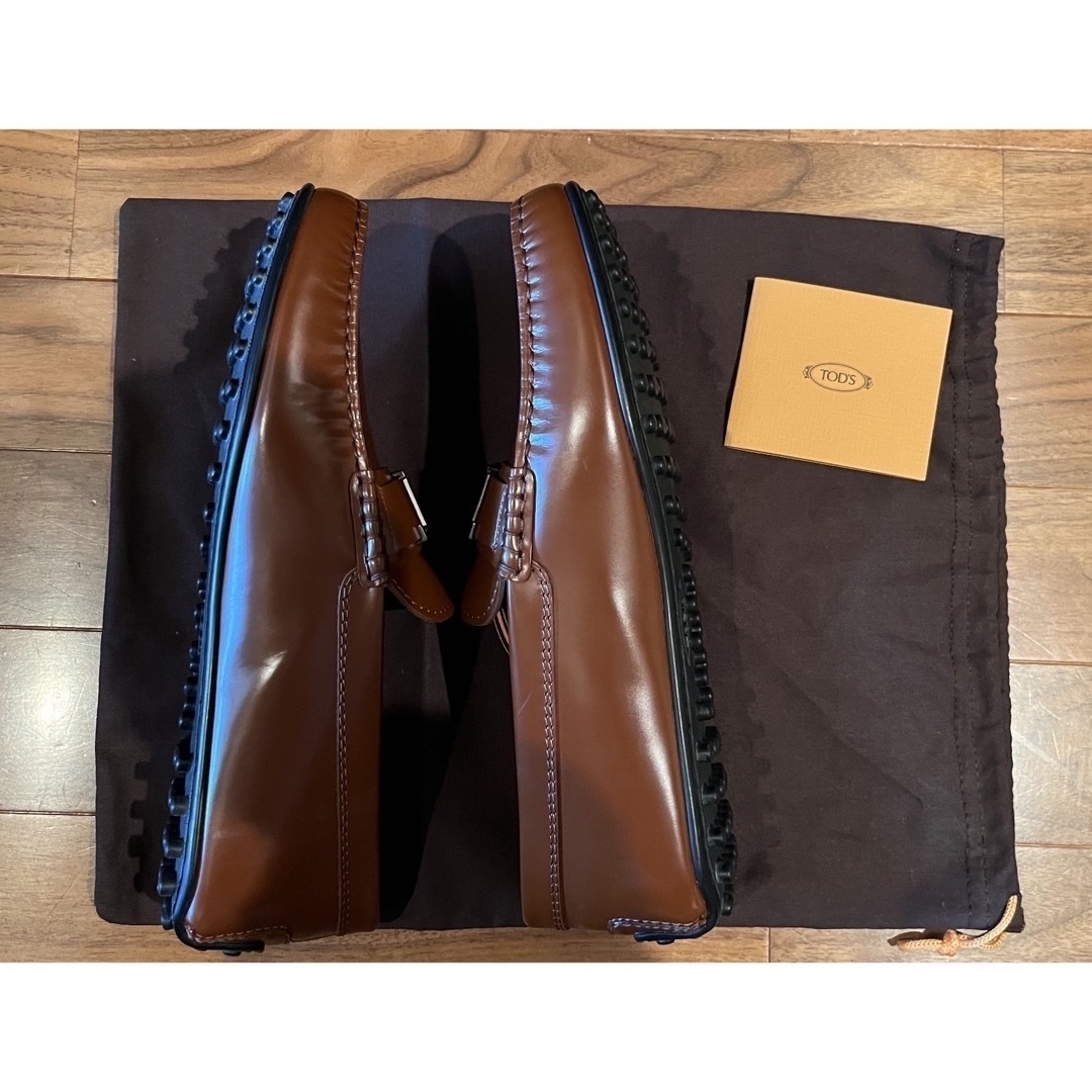 TOD'S(トッズ)の【約９万・新品】TOD’S  トッズ　ドライビングシューズ メンズの靴/シューズ(スリッポン/モカシン)の商品写真