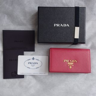 【未使用に近い】PRADA プラダ カードケース 付属品あり