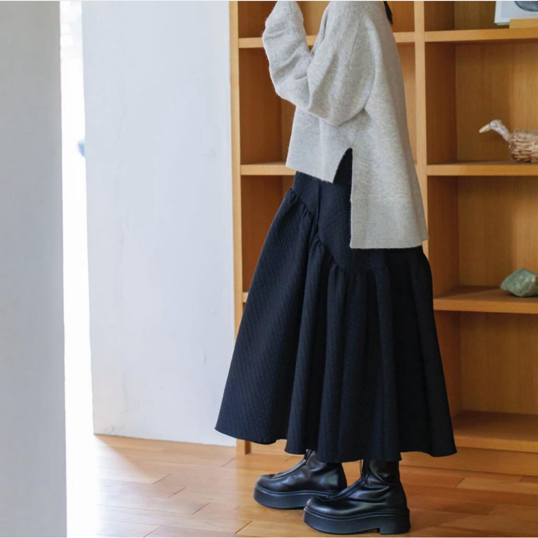 Drawer(ドゥロワー)のBLUELEA  ジャガードスカート　サイズ40 レディースのスカート(ロングスカート)の商品写真