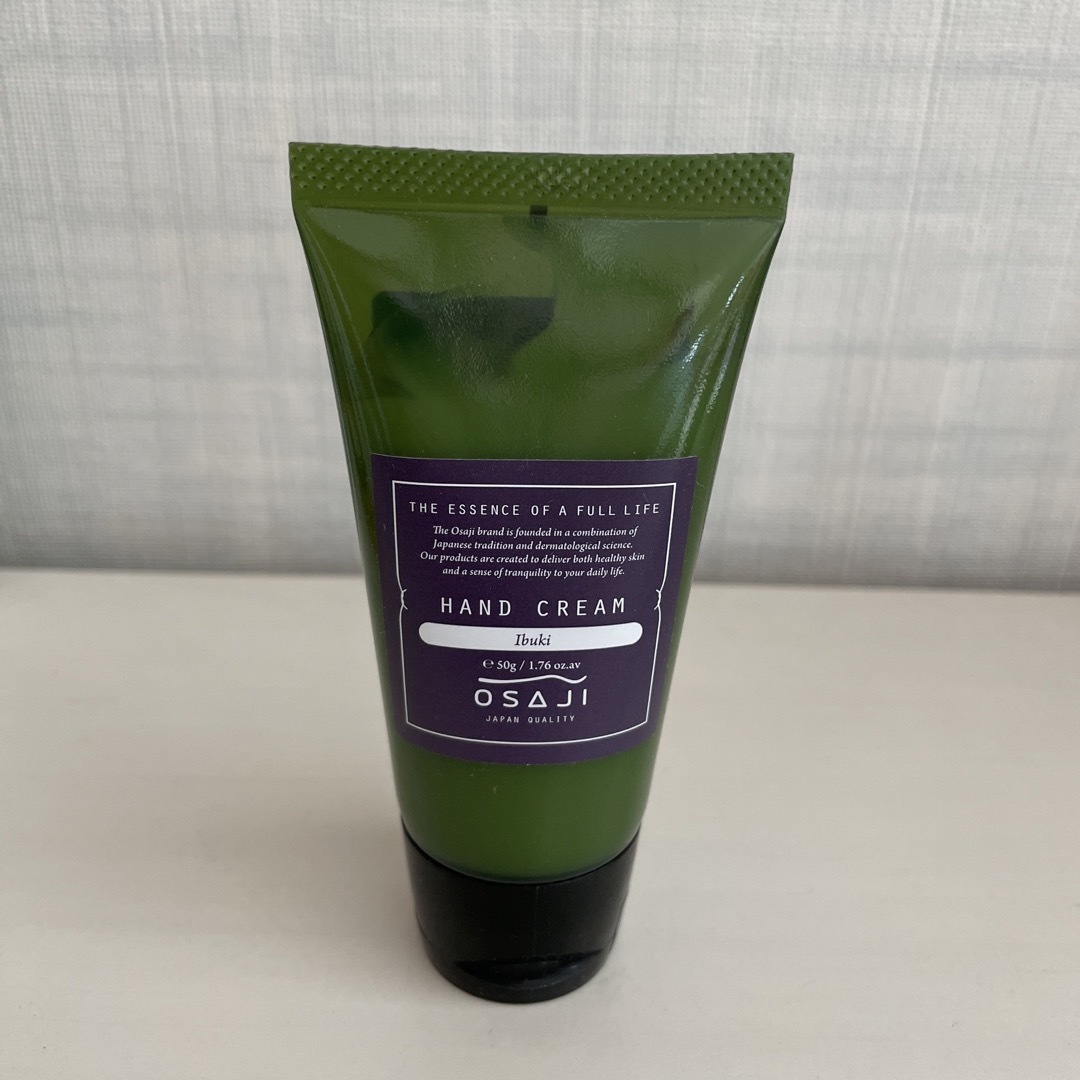 Cosme Kitchen(コスメキッチン)のOSAJI HAND CREAM イブキ　50g コスメ/美容のボディケア(ハンドクリーム)の商品写真