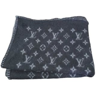 ルイヴィトン(LOUIS VUITTON)のLOUIS VUITTON ルイ ヴィトン クヴェルテュール ブランケット モノグラム M76032 中古 ブラック ひざ掛け 32404R12(その他)