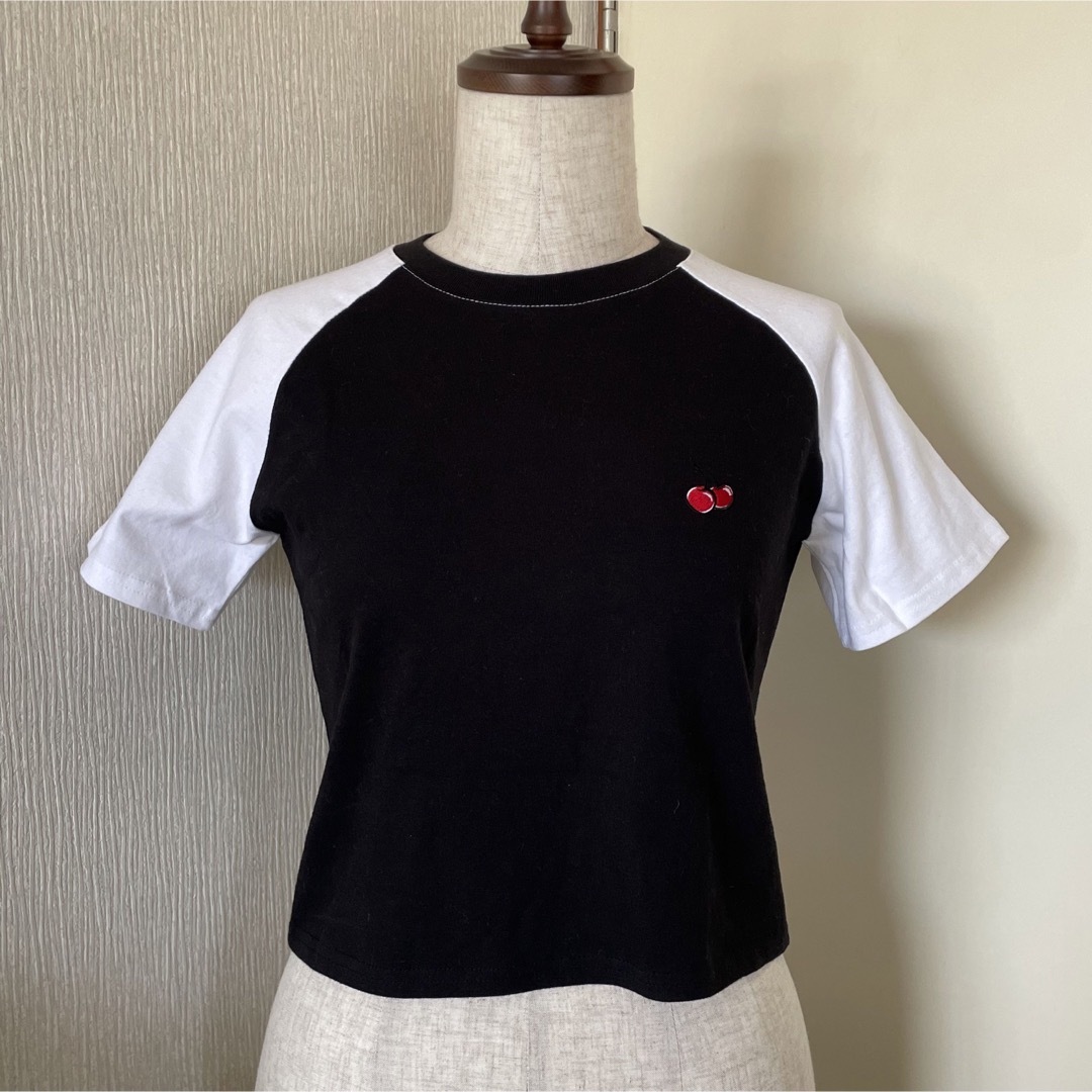STYLENANDA(スタイルナンダ)のKIRSH kirsh キルシー 半袖 Tシャツ ティーシャツ トップス 韓国 レディースのトップス(Tシャツ(半袖/袖なし))の商品写真