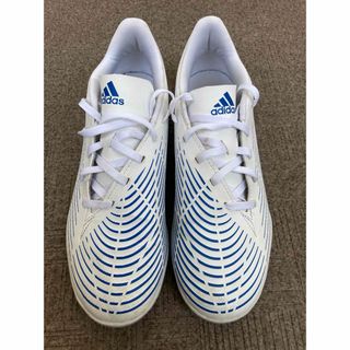 adidas サッカー フットサル　トレーニングシューズ プレデター