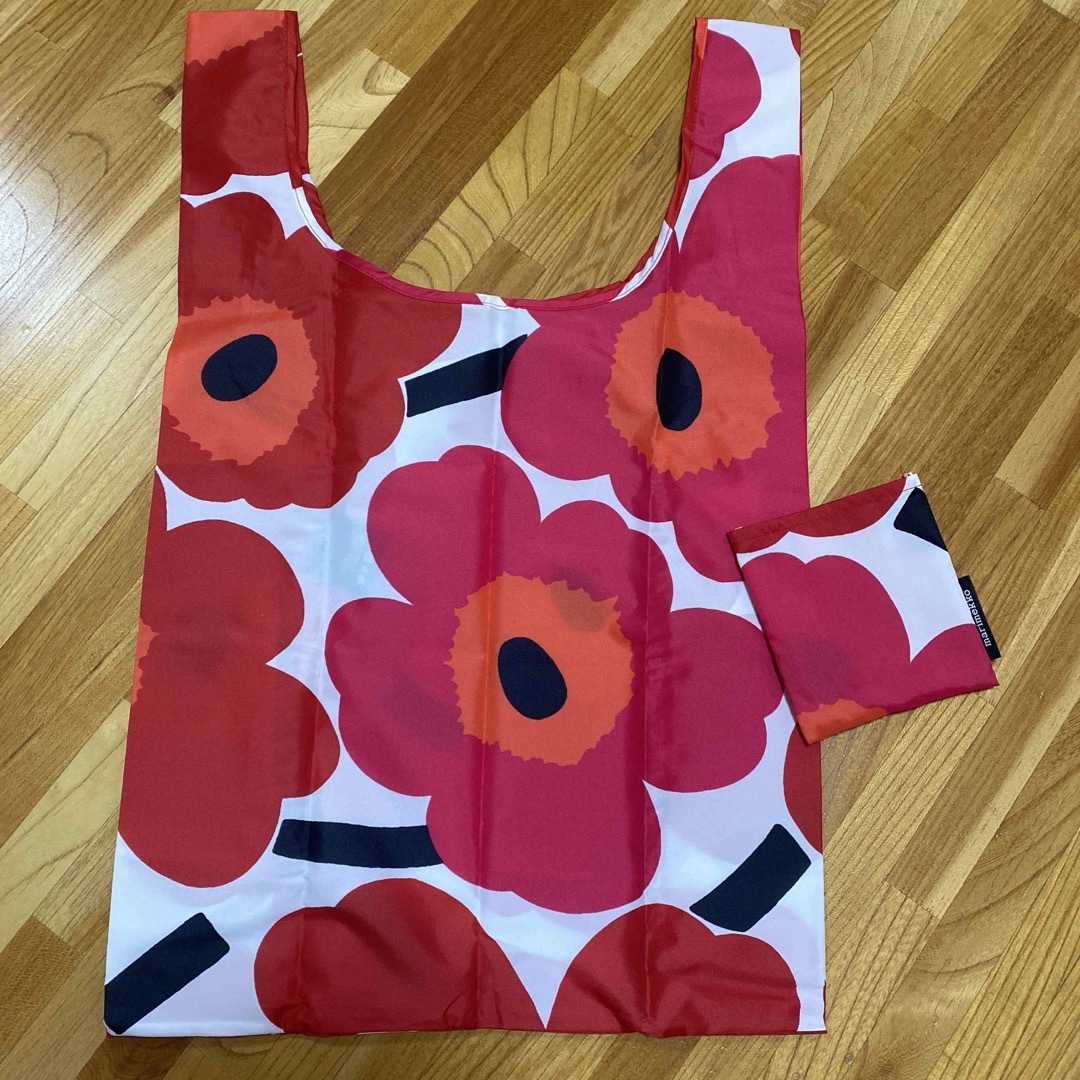 marimekko(マリメッコ)の新品　marimekko マリメッコ　エコバッグ バッグ　トートバッグ レディースのバッグ(エコバッグ)の商品写真