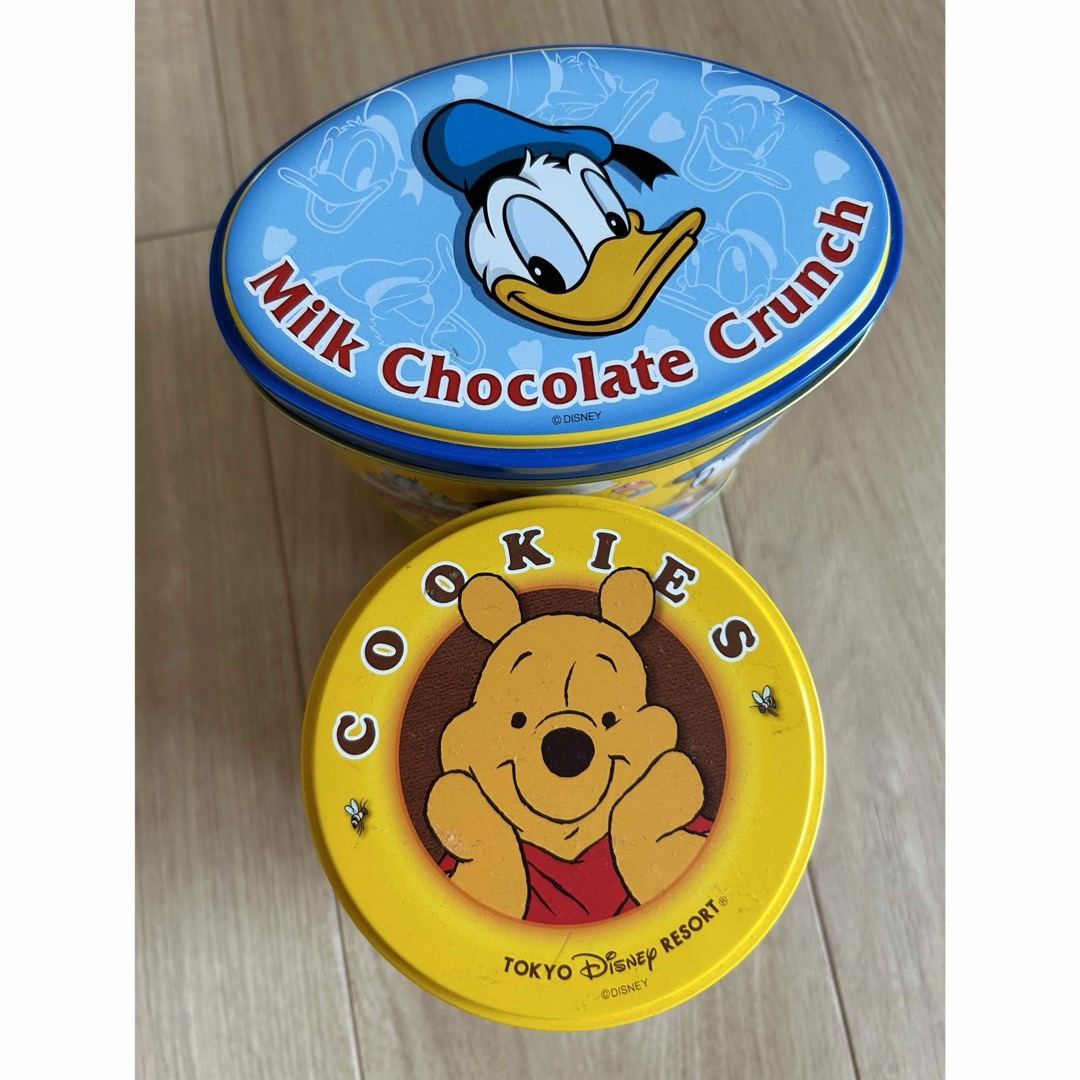 Disney(ディズニー)のDisney お菓子box 2個　お菓子なし エンタメ/ホビーのおもちゃ/ぬいぐるみ(キャラクターグッズ)の商品写真