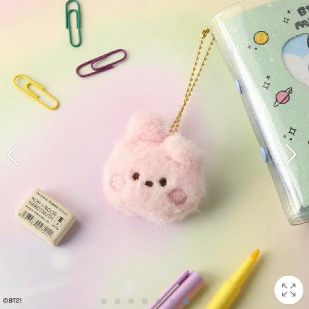 BT21(ビーティーイシビル)のBT21 minini FACE PLUSH KEYRING TATAとクキ エンタメ/ホビーのおもちゃ/ぬいぐるみ(キャラクターグッズ)の商品写真