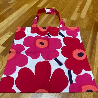 マリメッコ(marimekko)のmarimekko マリメッコ ピエニウニッコ トートバッグ 赤 バッグ(トートバッグ)