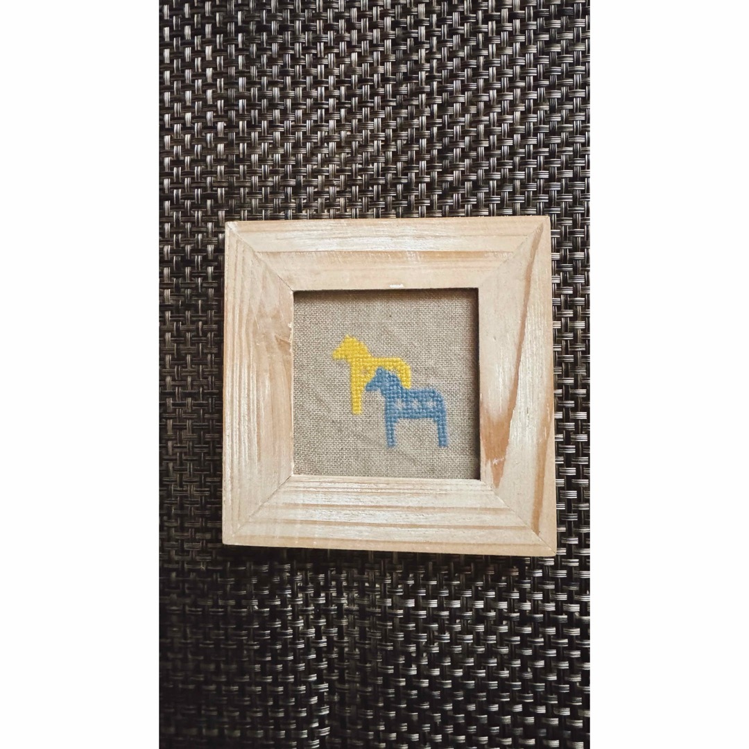 ハンドメイド　北欧　刺繍　フレーム ハンドメイドのインテリア/家具(インテリア雑貨)の商品写真
