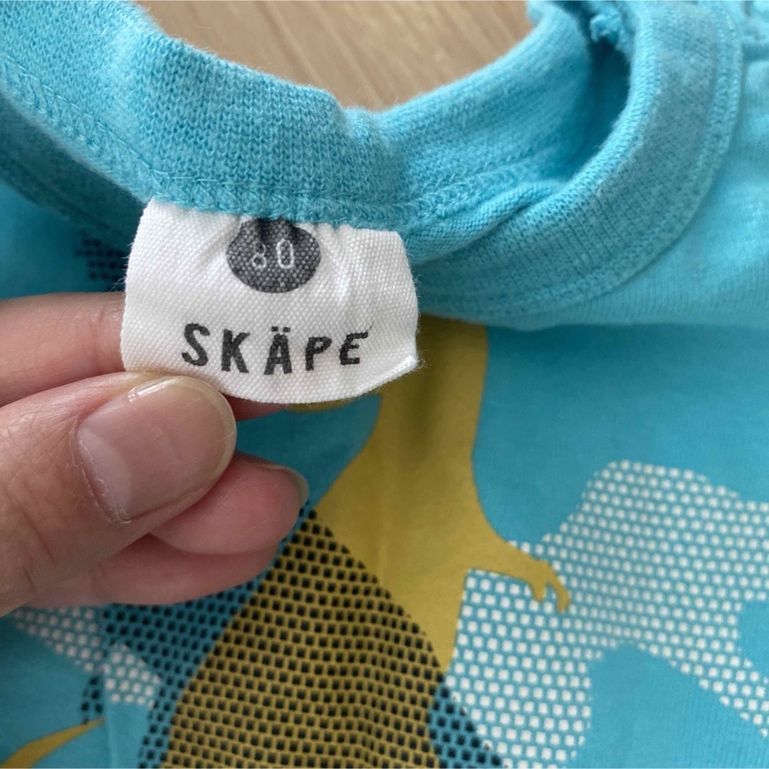 SKAPE(エスケープ)のエスケープ　Tシャツ　ハーフパンツ　まとめ売り　恐竜 キッズ/ベビー/マタニティのベビー服(~85cm)(Ｔシャツ)の商品写真