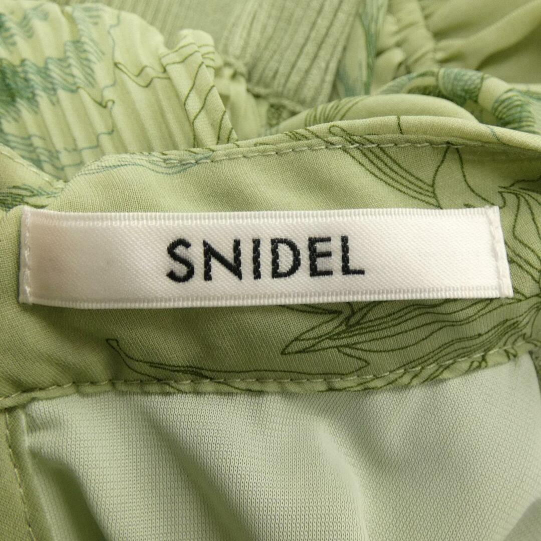 SNIDEL(スナイデル)のスナイデル Snidel ワンピース レディースのワンピース(ひざ丈ワンピース)の商品写真