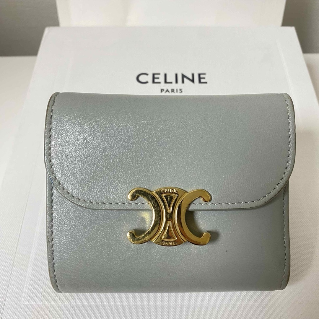 celine(セリーヌ)の【4/15お値下げ】CELINE トリオンフ 二つ折り財布 レディースのファッション小物(財布)の商品写真