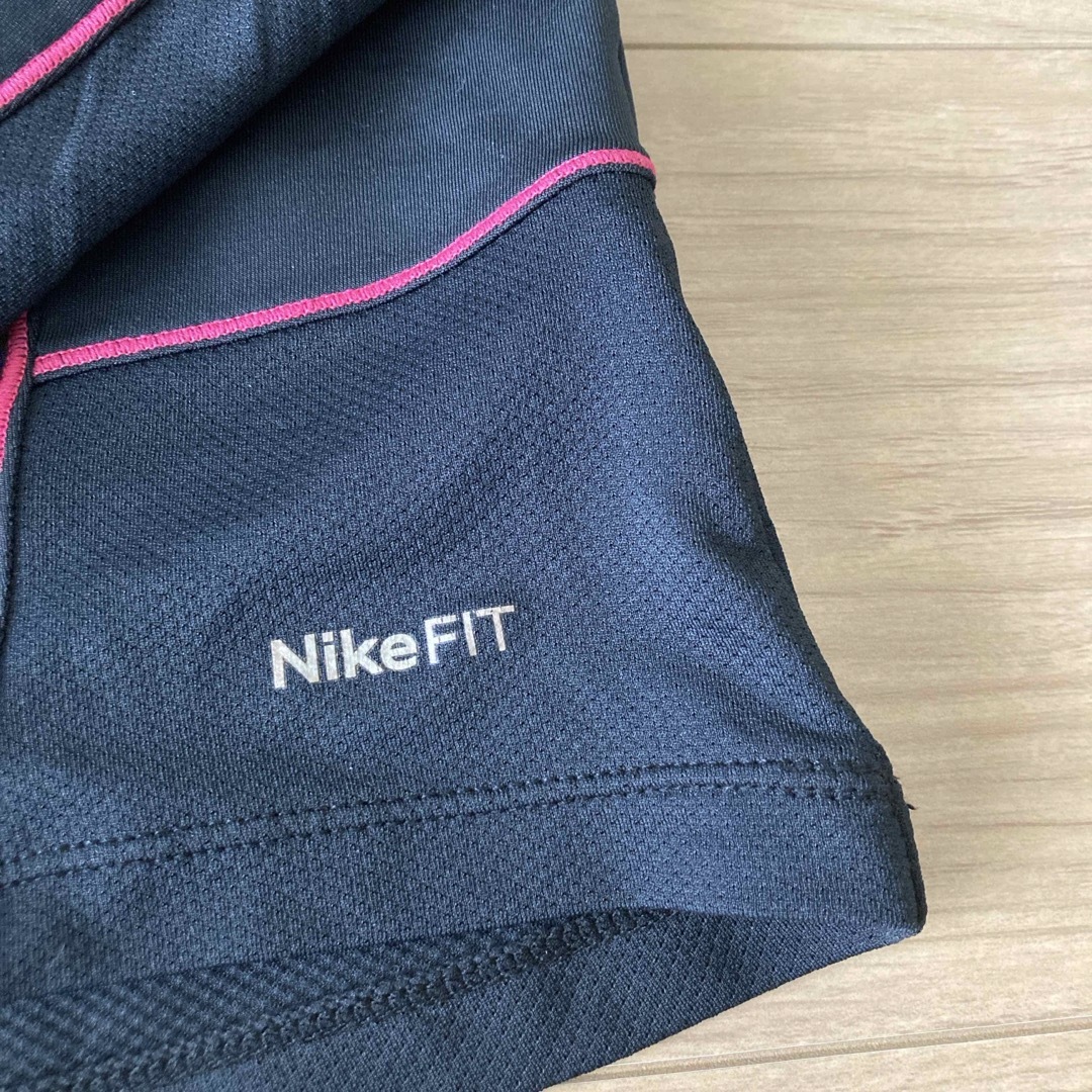 NIKE(ナイキ)のNIKE ランニングウェア レディースのトップス(トレーナー/スウェット)の商品写真