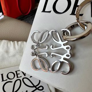 【LOEWE】 ロエベ　アナグラム　チャーム　シルバー　キーリング　キーホルダー