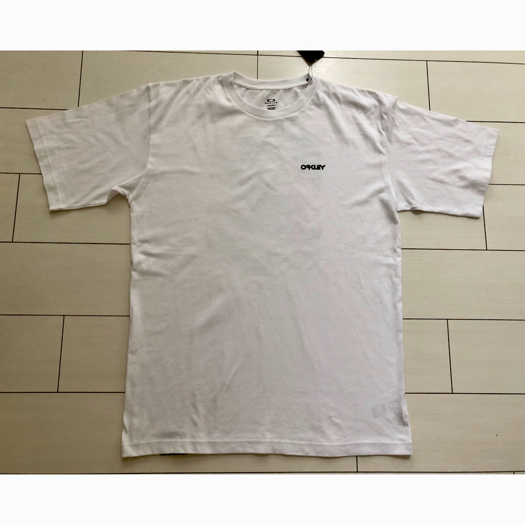 Oakley(オークリー)の☆￥6,050オークリーOAKLEY★限定Ｔシャツ【3XL】☆  メンズのトップス(Tシャツ/カットソー(半袖/袖なし))の商品写真