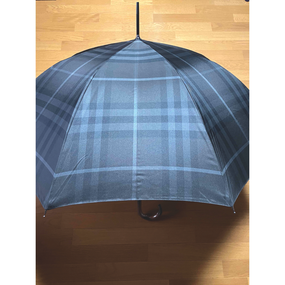 新品☆BURBERRYバーバリー傘 長傘 新品☆BURBERRYバーバリー傘 長傘