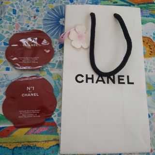 シャネル(CHANEL)の*N°1ドウシャネル クリーム、美容液サンプル&シャネルショップ紙袋(サンプル/トライアルキット)