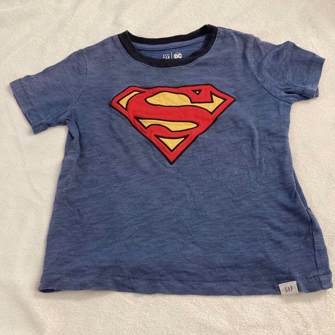 babyGAP(ベビーギャップ)のGAP  SUPERMAN  Tシャツ キッズ/ベビー/マタニティのキッズ服男の子用(90cm~)(Tシャツ/カットソー)の商品写真