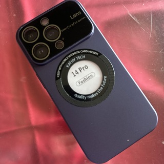 iPhone 14PRO マグネット付きレンズカバー付きケース　マット紫　新品(iPhoneケース)