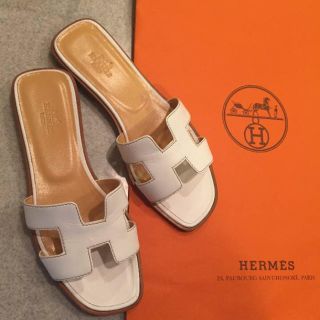 エルメス(Hermes)のエルメス サンダル オラン ホワイト(サンダル)