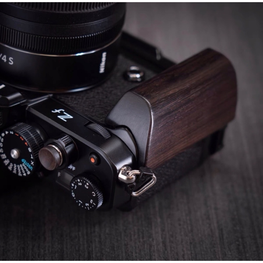 Nikon ニコン ZF zf用ハンドグリップと指置きパッドの通販 by Nikon ニコン ZF zf用ハンドグリップと指置きパッドの通販 by
