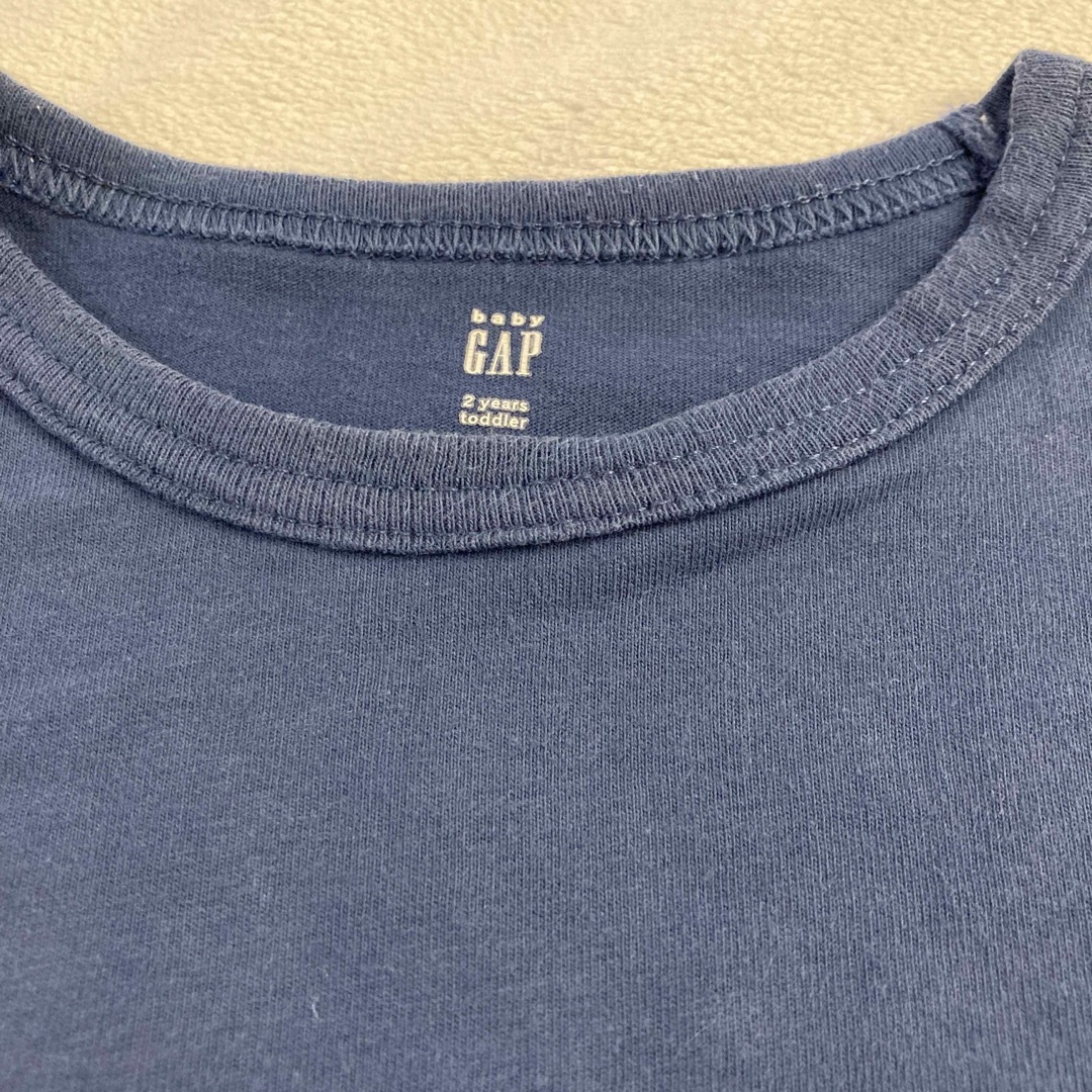 babyGAP(ベビーギャップ)のGAP  サメTシャツ キッズ/ベビー/マタニティのキッズ服男の子用(90cm~)(Tシャツ/カットソー)の商品写真
