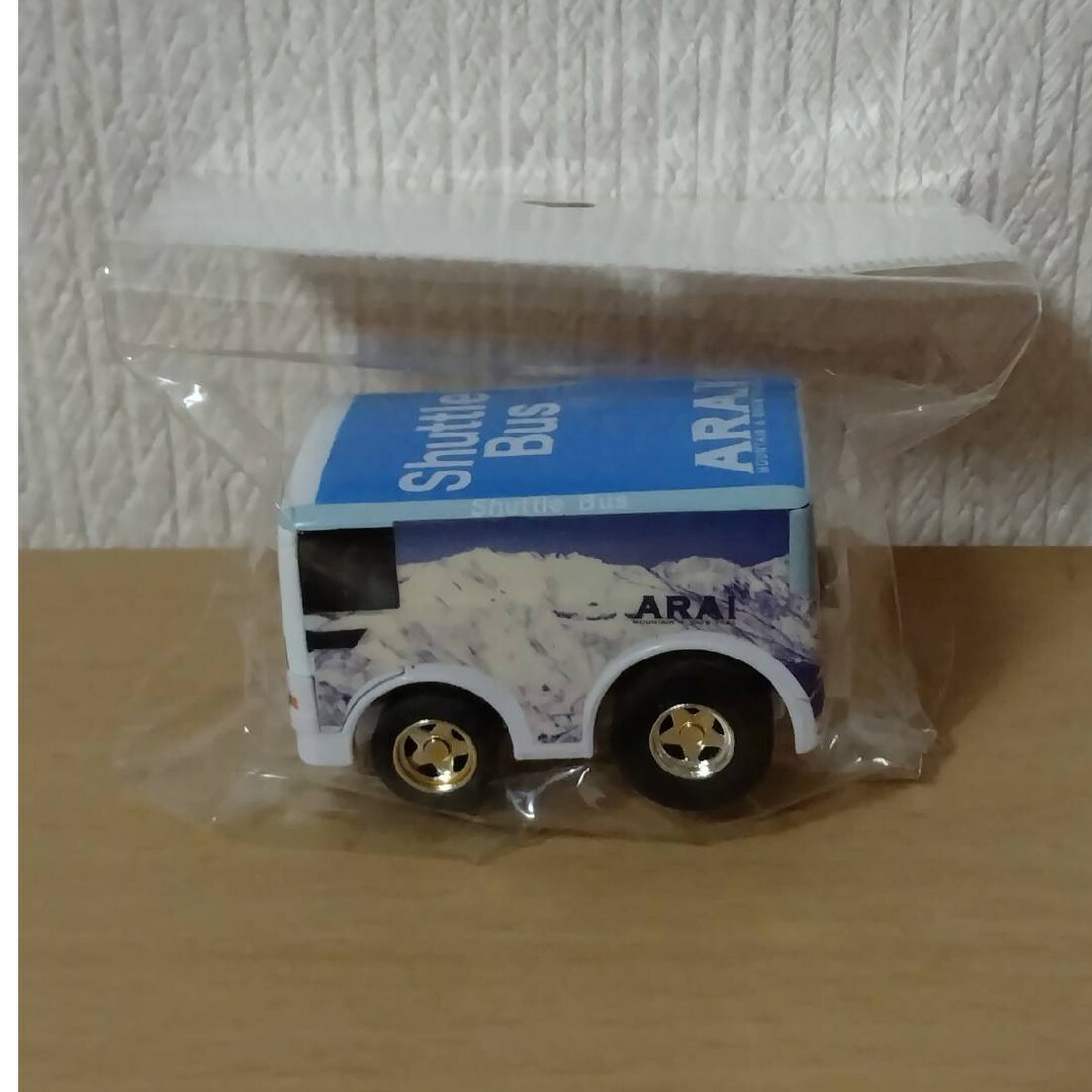 チョロQ(チョロキュー)のQ20 チョロQ Shuttle Bus ARAI シャトルバス アライ エンタメ/ホビーのおもちゃ/ぬいぐるみ(ミニカー)の商品写真