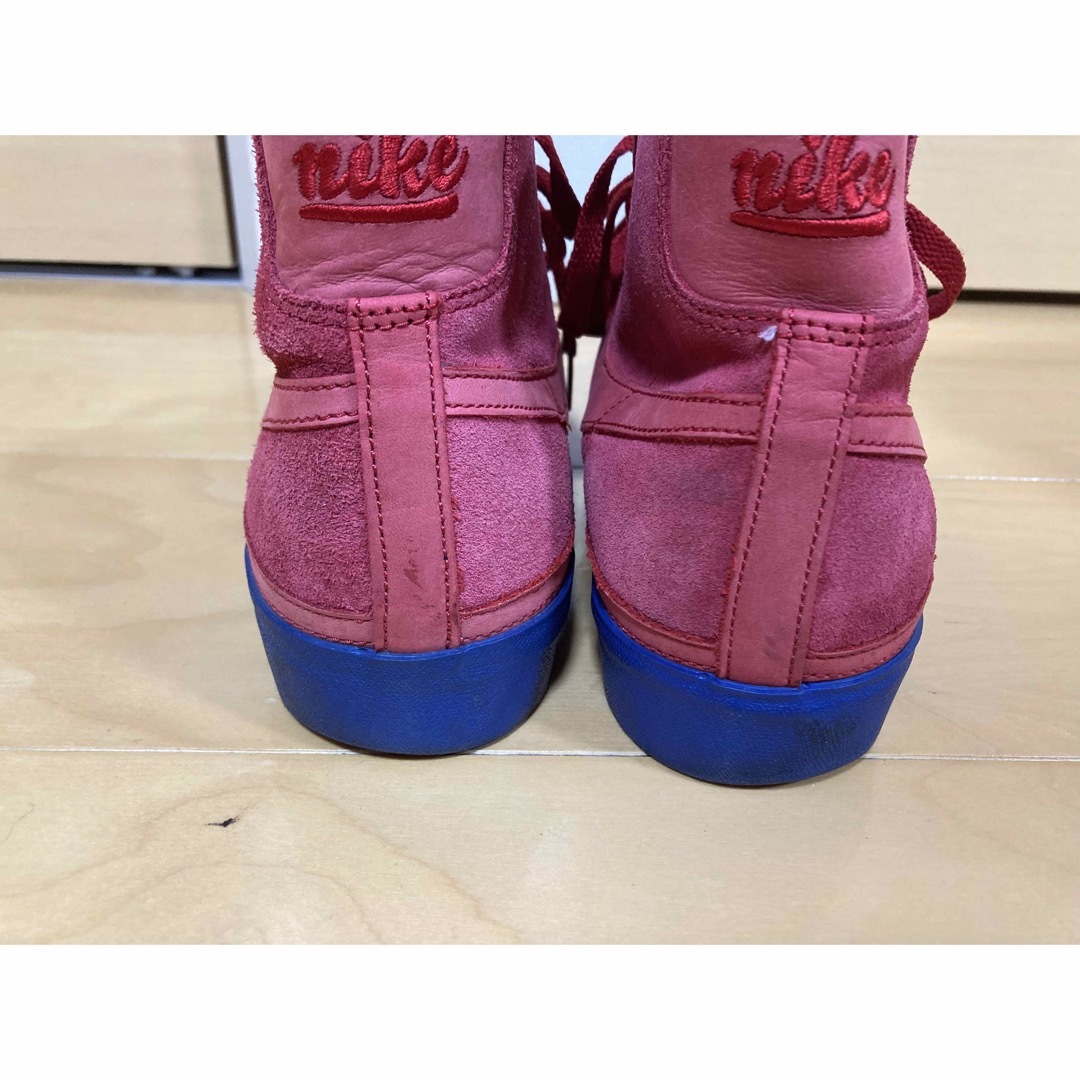NIKE(ナイキ)のNIKE スニーカー　ブレザー　ハイ　プレミアム　赤 メンズの靴/シューズ(スニーカー)の商品写真