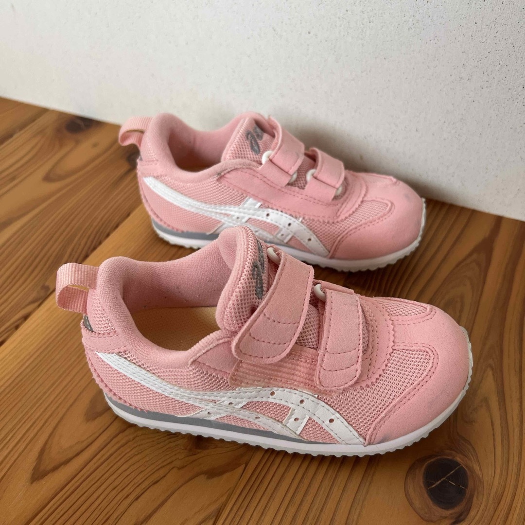 asics(アシックス)の17cm スニーカー キッズ/ベビー/マタニティのキッズ靴/シューズ(15cm~)(スニーカー)の商品写真