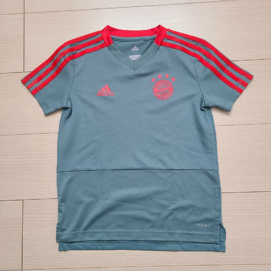 adidas(アディダス)のドイツ代表&バイエルンミュンヘン　レプリカTシャツ　キッズ スポーツ/アウトドアのサッカー/フットサル(ウェア)の商品写真