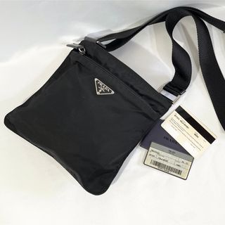 プラダ(PRADA)の美品 正規品 カード付 プラダ ナイロン ショルダーバッグ 三角ロゴ サコッシュ(ショルダーバッグ)