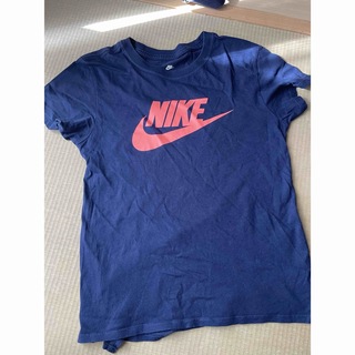 ナイキ(NIKE)のNIKE  Tシャツ　ネイビー　140-150(Tシャツ/カットソー)