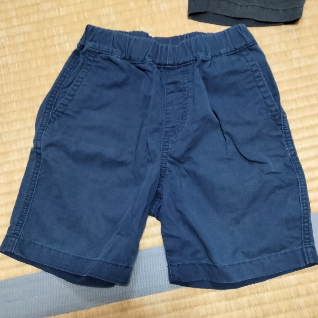 UNIQLO(ユニクロ)のユニクロ　110 ハーフパンツ　半ズボン　ショートパンツまとめ売り キッズ/ベビー/マタニティのキッズ服男の子用(90cm~)(パンツ/スパッツ)の商品写真