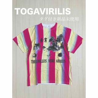 TOGAVIRILIS トーガビリリース　東賀　ロゴプリントＴシャツ　半袖(Tシャツ/カットソー(半袖/袖なし))