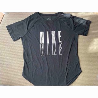 ナイキ(NIKE)のNIKE Tシャツ　黒　140センチ　150センチ　ナイキ(Tシャツ/カットソー)