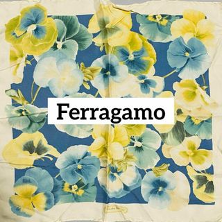 サルヴァトーレフェラガモ(Salvatore Ferragamo)の★Ferragamo★ ミニスカーフ 花 シルク ホワイト ブルー(バンダナ/スカーフ)